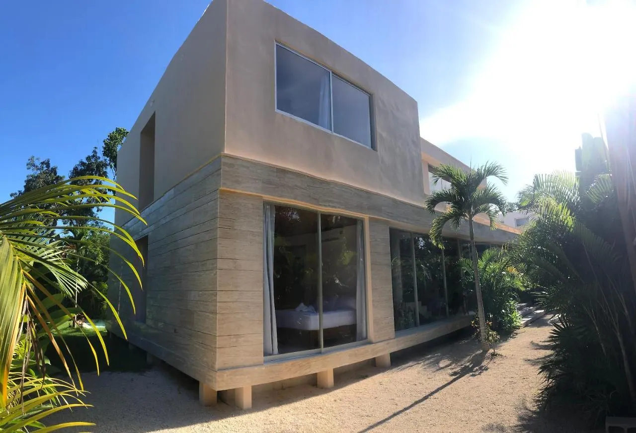 11Br I Hacienda Zalama Τουλούμ 0*,