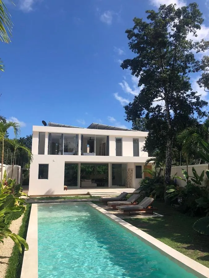 11Br I Hacienda Zalama Τουλούμ 0*,