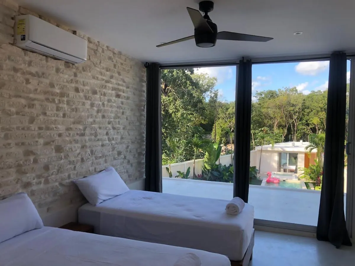 11Br I Hacienda Zalama Τουλούμ