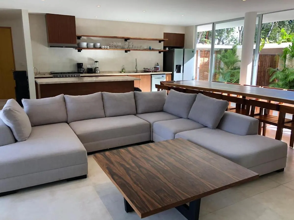 11Br I Hacienda Zalama Τουλούμ